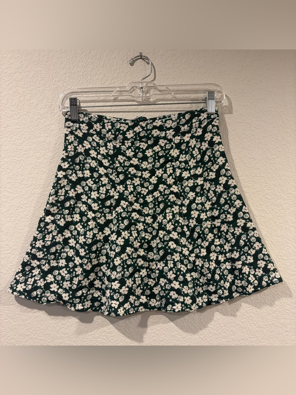 Reformation Women’s Dark Green Daisy Print Mini Skirt - 2